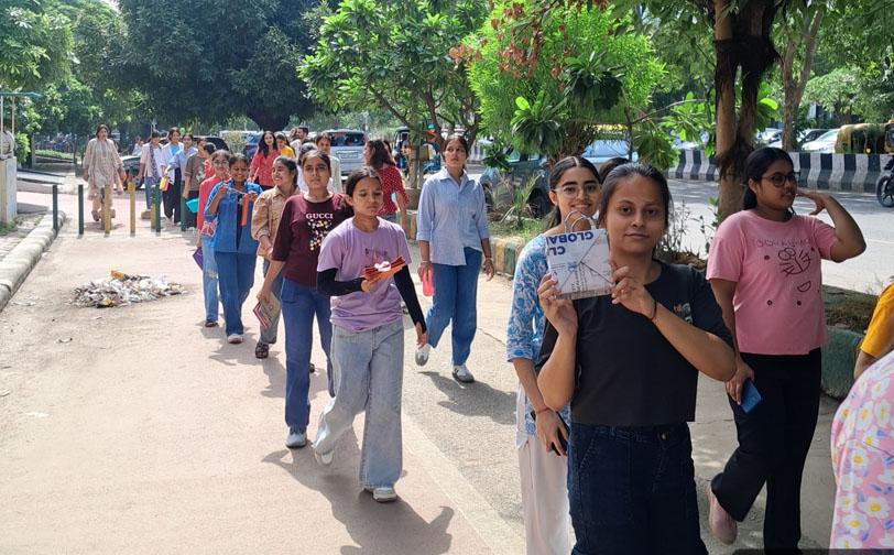 Students visited the Mother Dairy Plant 